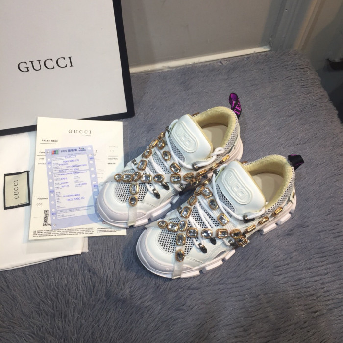 G*u*i sports shoes