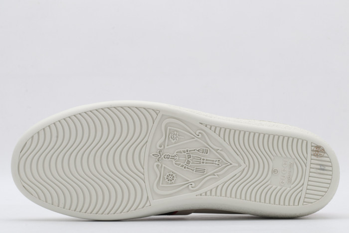 G*u*i platform sneaker