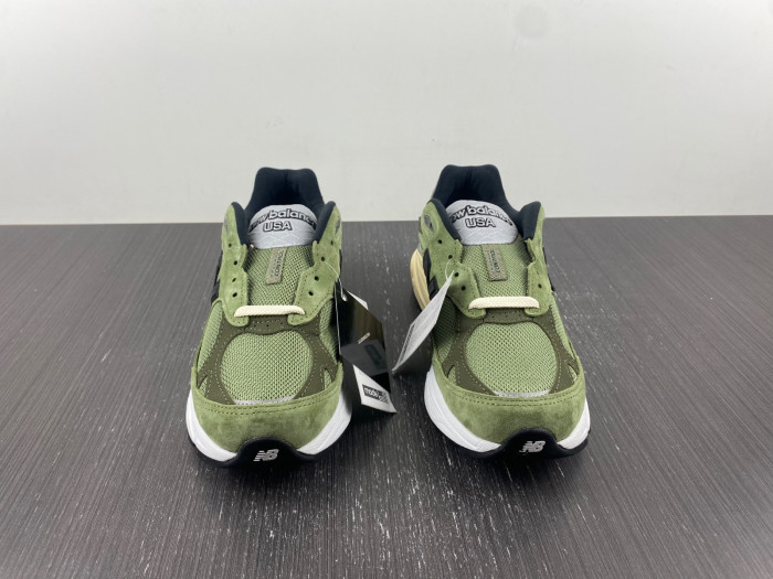 New Balance M990AD3