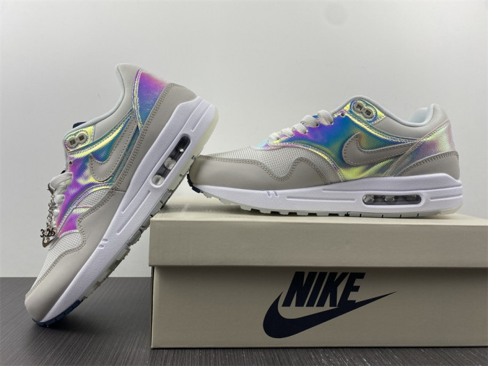 Nike Air Max 1 AMD La Ville Lumière DQ9326-100