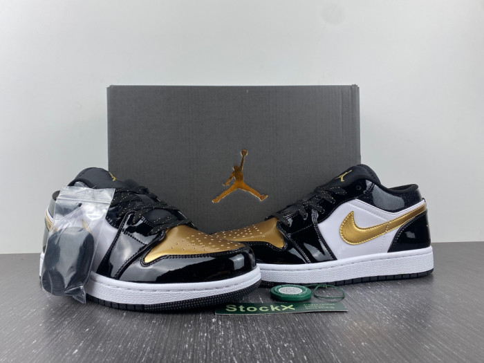 Jordan 1 Low SE Gold Toe - DR6970-071