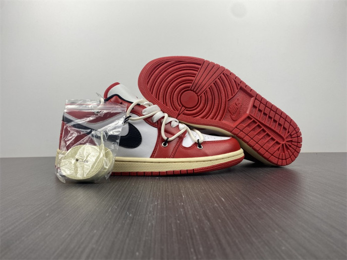 AIR JORDAN 1 LOW