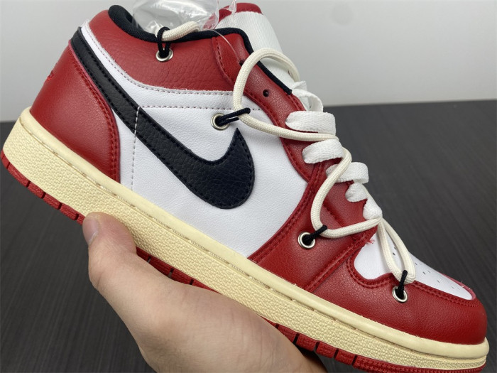 AIR JORDAN 1 LOW