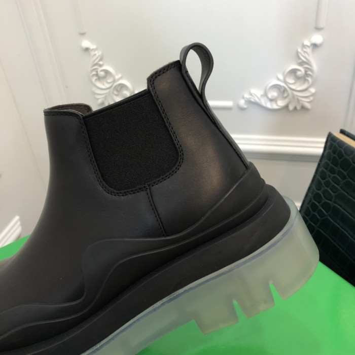 botteg*Ve*ne*ta boots women + men