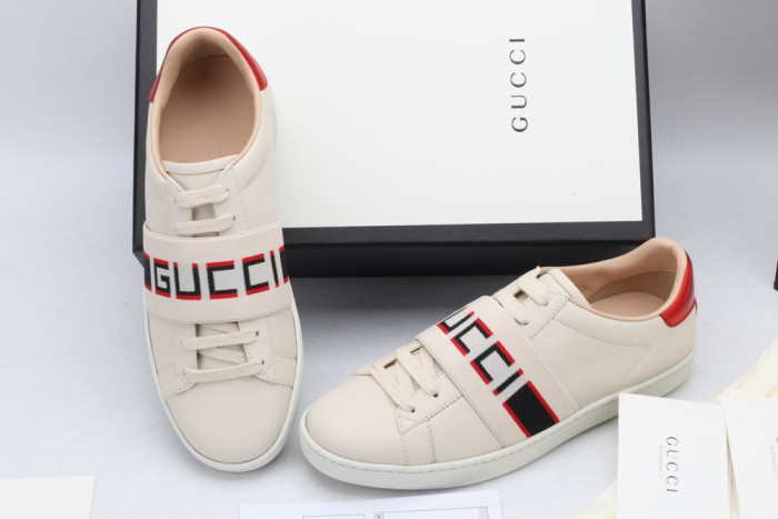 G*u*i platform sneaker