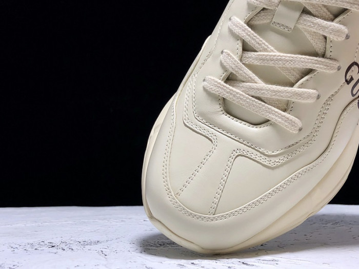 G*u*i rhyton vintage trainer sneaker