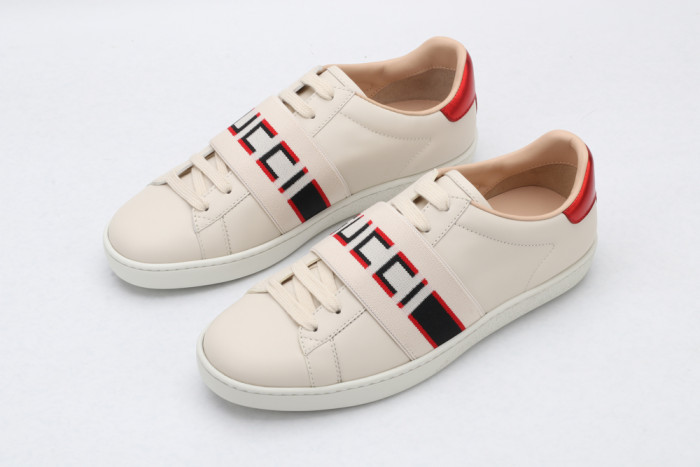 G*u*i platform sneaker