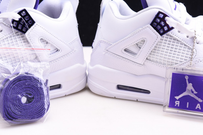 Air Jordan 4 Retro