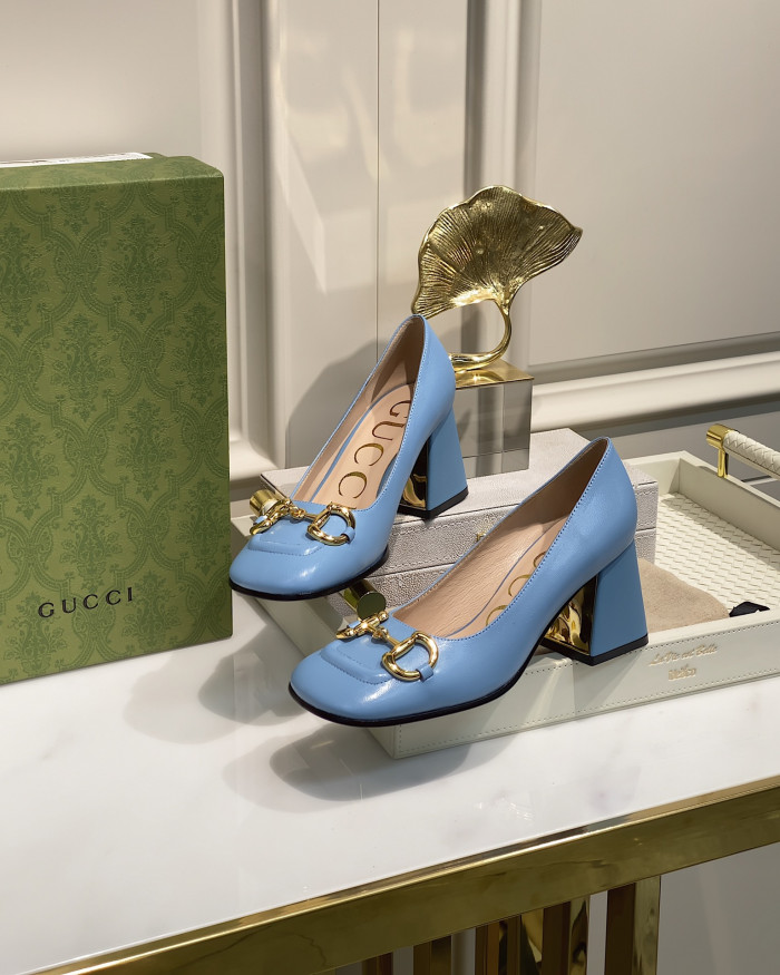 G*u*i high-heels