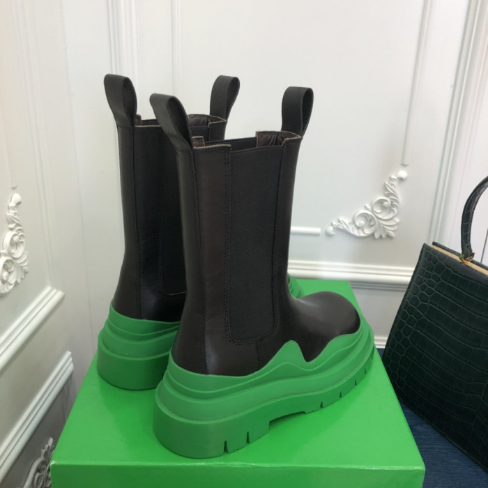 botteg*Ve*ne*ta boots women + men