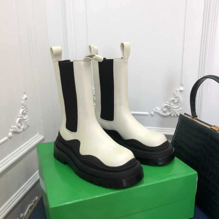 botteg*Ve*ne*ta boots women + men
