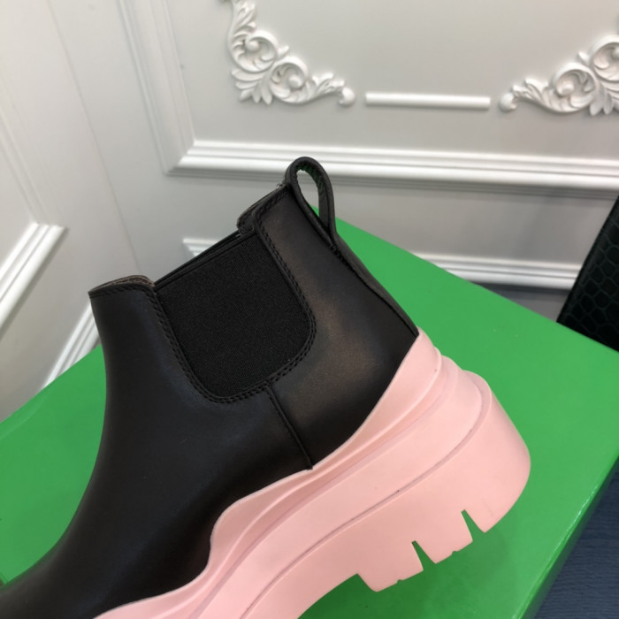 botteg*Ve*ne*ta boots women + men