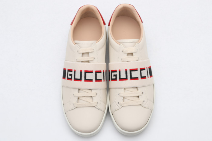 G*u*i platform sneaker