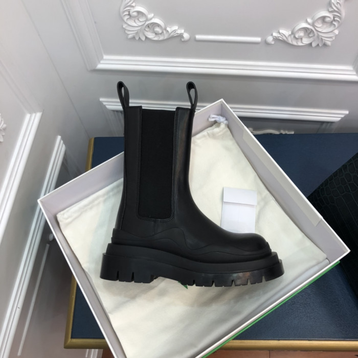 botteg*Ve*ne*ta boots women + men