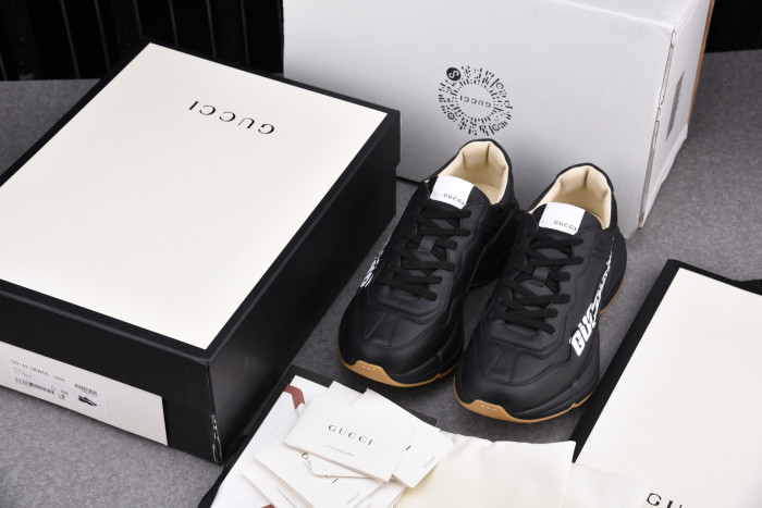 G*u*i sneaker