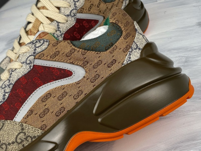 G*u*i sneaker