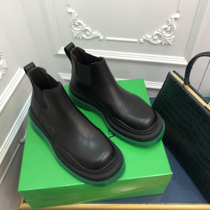 botteg*Ve*ne*ta boots women + men