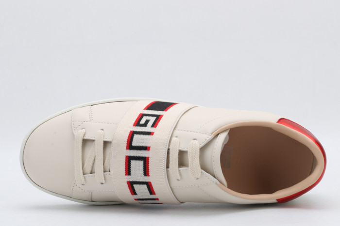 G*u*i platform sneaker