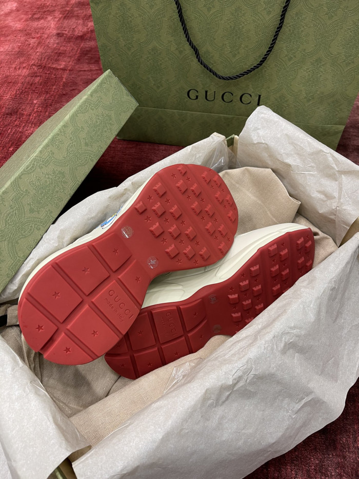 G*u*i sneaker