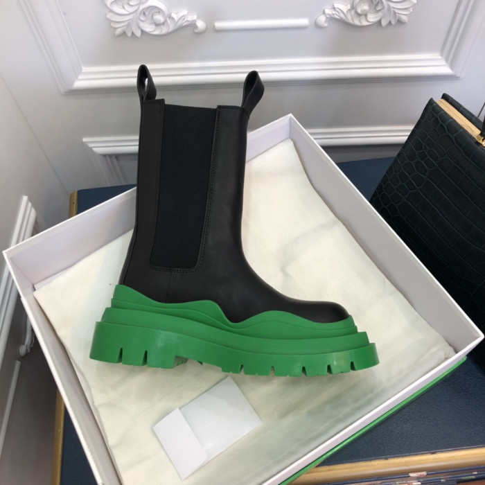 botteg*Ve*ne*ta boots women + men
