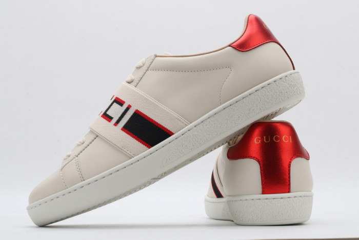 G*u*i platform sneaker