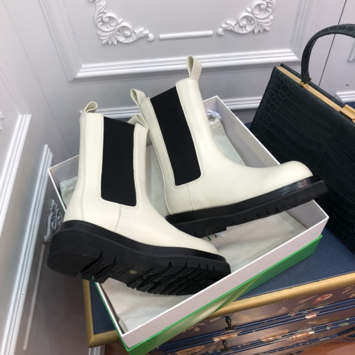 botteg*Ve*ne*ta boots women + men