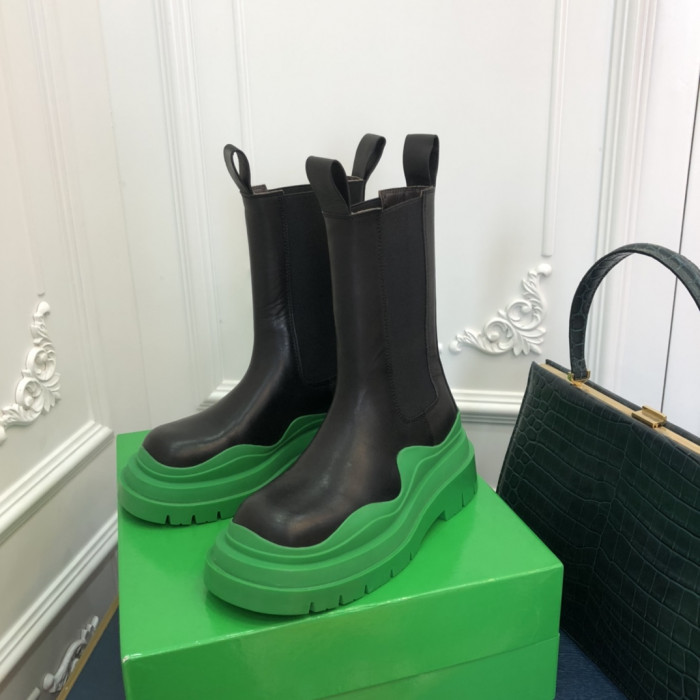 botteg*Ve*ne*ta boots women + men