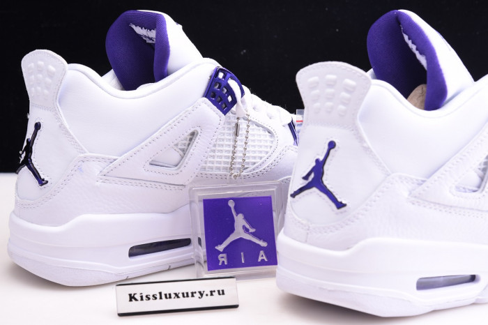 Air Jordan 4 Retro