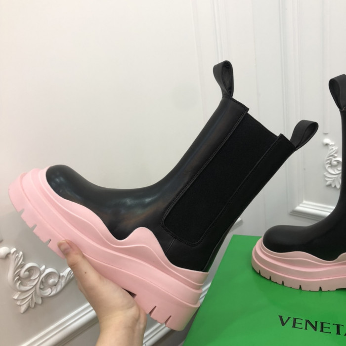 botteg*Ve*ne*ta boots women + men