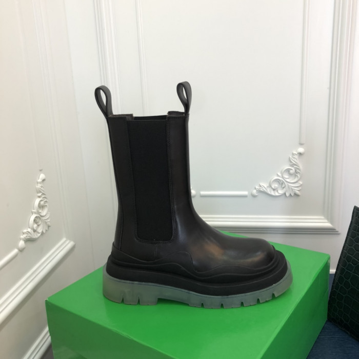 botteg*Ve*ne*ta boots women + men