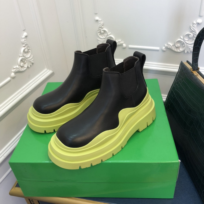 botteg*Ve*ne*ta boots women + men