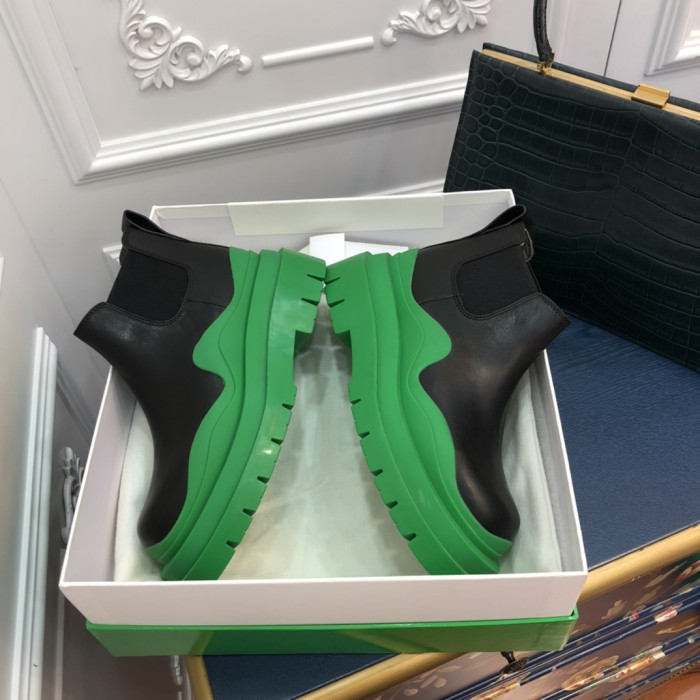 botteg*Ve*ne*ta boots women + men