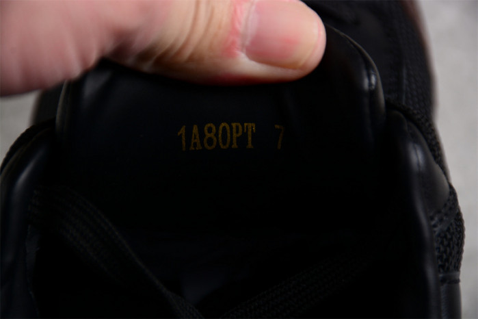LO1_VTS SNEAKER