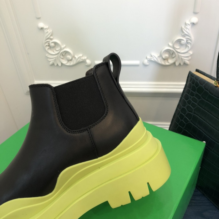 botteg*Ve*ne*ta boots women + men