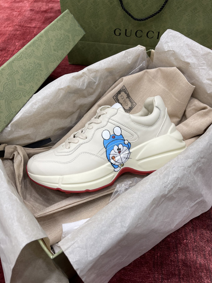 G*u*i sneaker