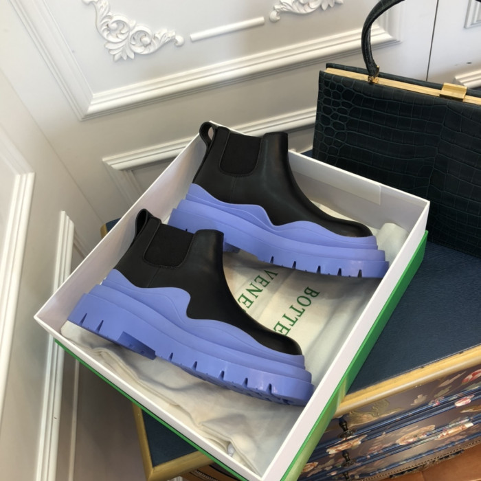 botteg*Ve*ne*ta boots women + men