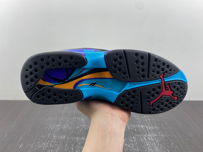AIR JORDAN 8 RETRO 