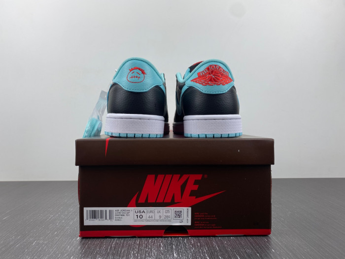 Travis Scott x Air Jordan 1 DM7866 701