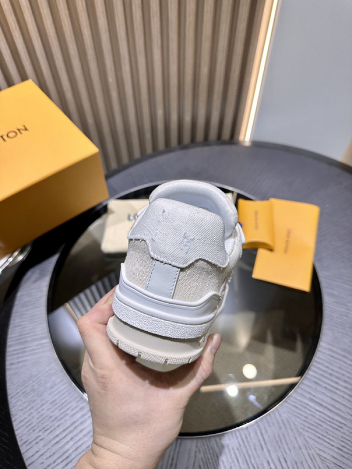 LO1_VTS SNEAKER