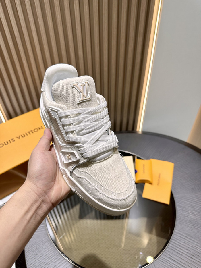 LO1_VTS SNEAKER