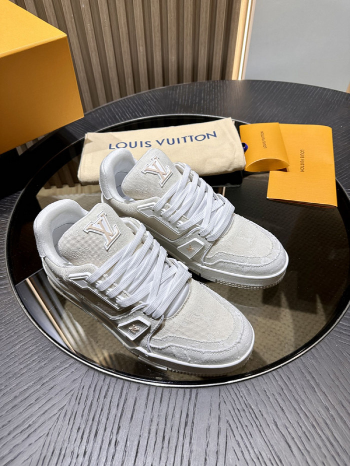 LO1_VTS SNEAKER