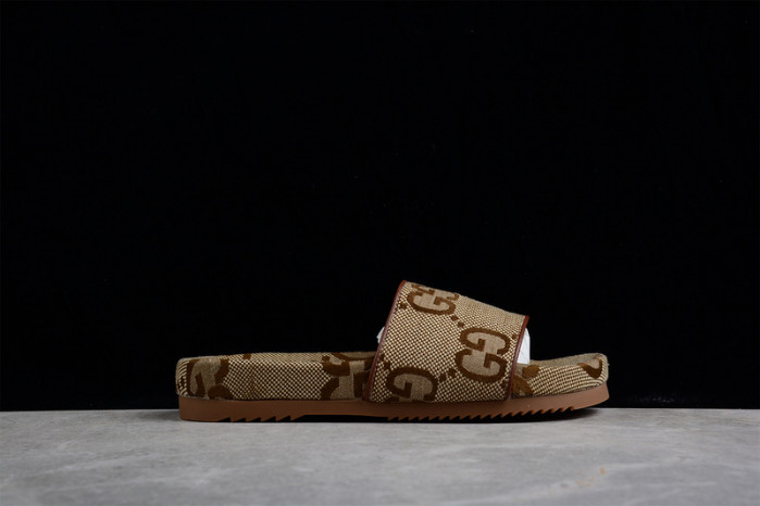 G*u*i sandal