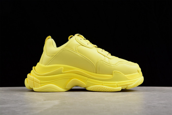 BLCG SNEAKER TRIPLE.S.