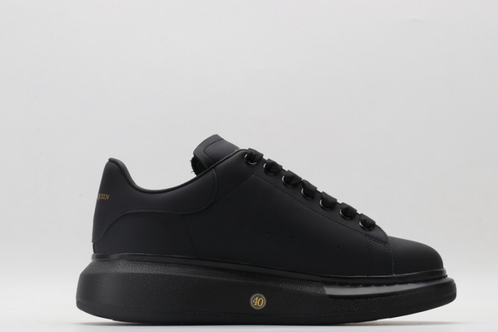 ALEXANDER MCQUEEN OVERSIZED