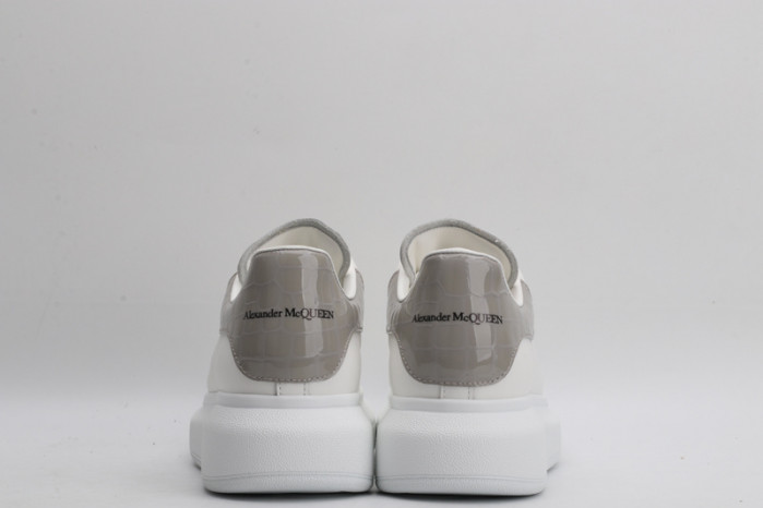 ALEXANDER MCQUEEN OVERSIZED