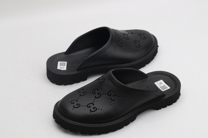 G*u*i sandal