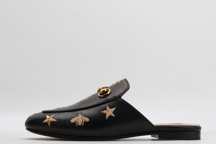 G*u*i loafer