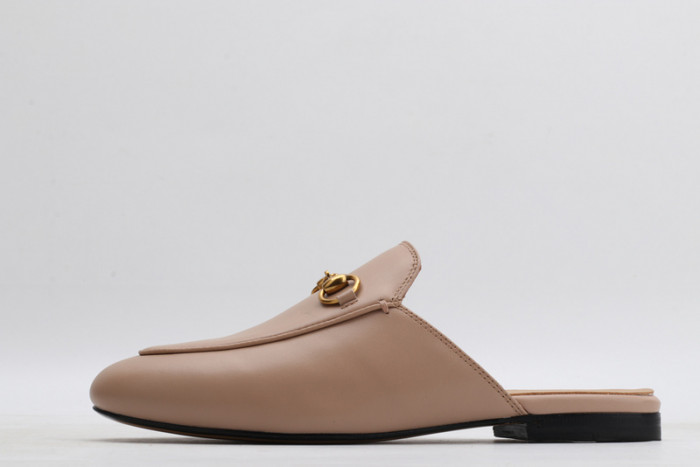 G*u*i  loafer