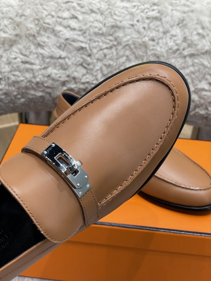 H**mes shoes