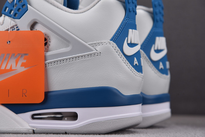 AIR JORDAN 4 RETRO